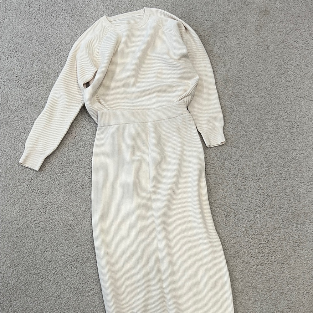 Elegant Cream Knit Dress